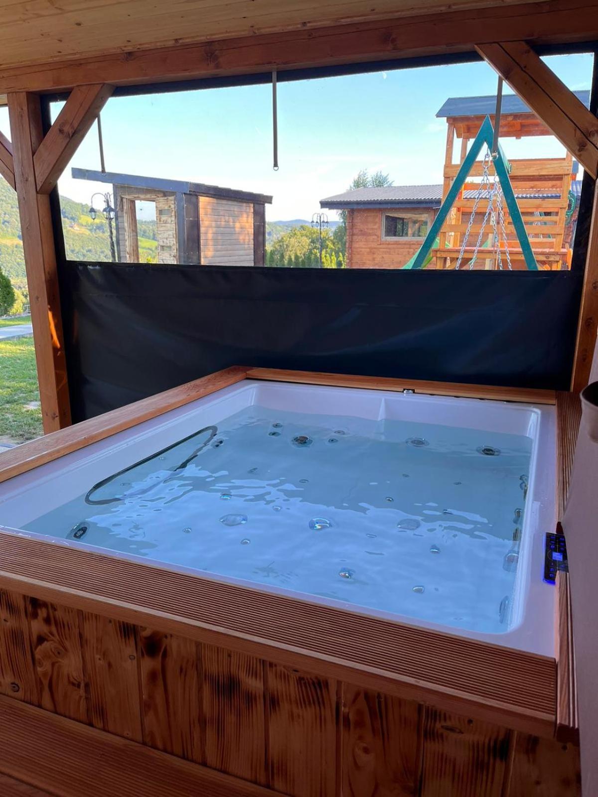 Holiday home Domki- 3 Z Jacuzzi I Sauna *